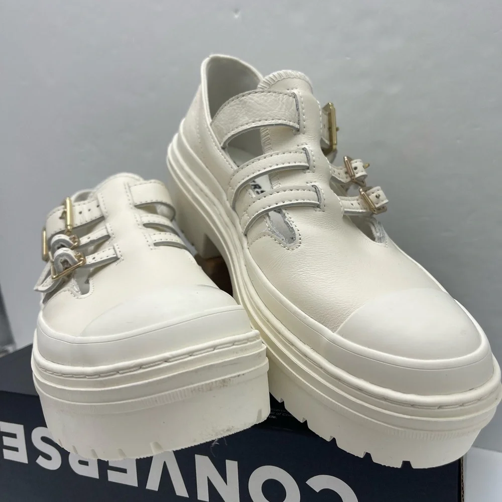 Converse • Wmns Chuck Taylor All Star Lugged Heel Mary Jane Platforms - Picture 5 of 16